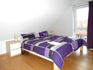 Schlafzimmer 2