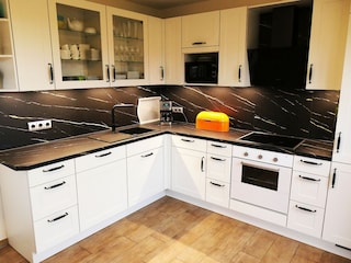 vollausgestattete Küche...