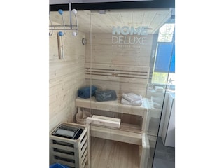 Bad oben mit finnische Sauna für 2 Personen im Bad oben