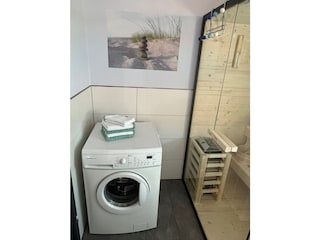 Waschmaschine 2. Bad oben