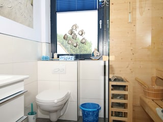 2. Bad oben mit finnischer Sauna