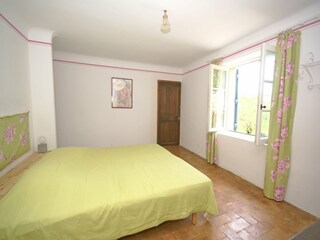 Villa Apt Features 29