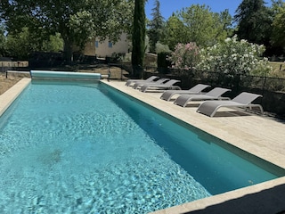 Villa Apt Außenaufnahme 1