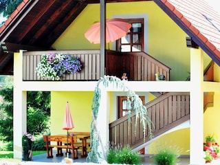 Das Ferienhaus mit den Apartments Terrasse & Balkon