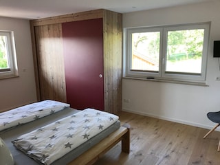 OG Schlafzimmer 1