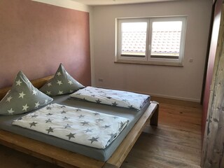 OG Schlafzimmer 2