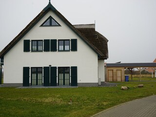 Seitenansicht Ost Terrasse