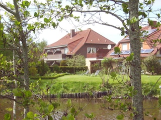 Kutterweg 11, Haus l., Balkon Fewo 4 r.