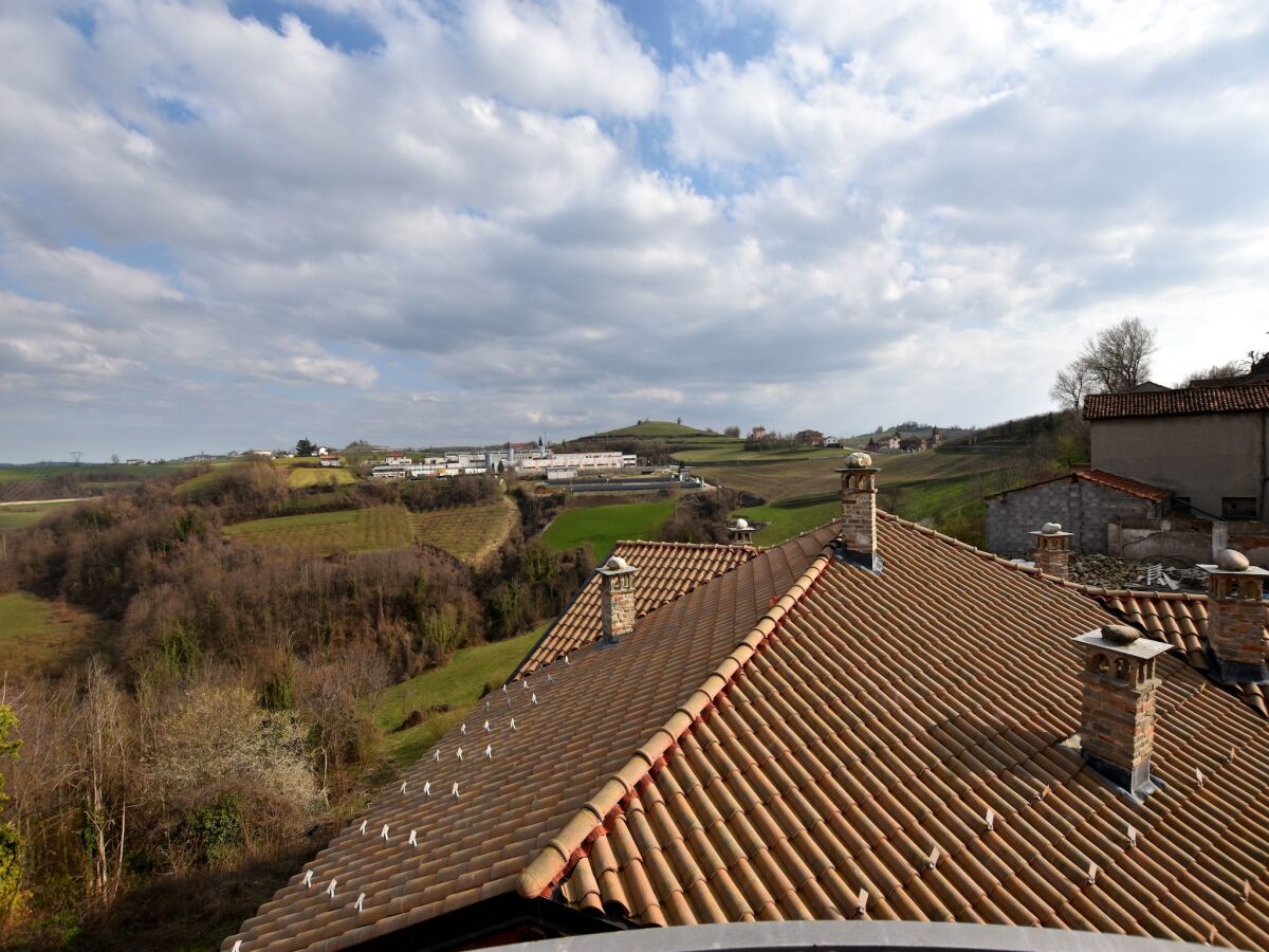 Apartment Belvedere Langhe Außenaufnahme 3