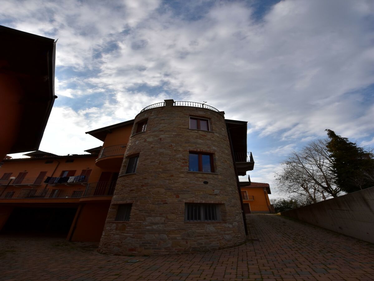 Apartment Belvedere Langhe Außenaufnahme 5