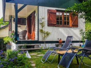 Charmant vakantiehuis in Miremont met een veranda en tuin - Saint-Gervais-d'Auvergne - image1