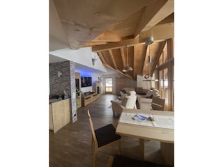 Wohn- Esszimmer mit Aussicht