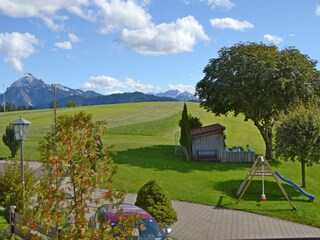 Garten mit unverbautem Bergblick, Schaukel u.Grillplatz