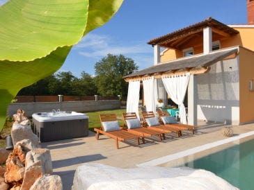 Villa Mihativici