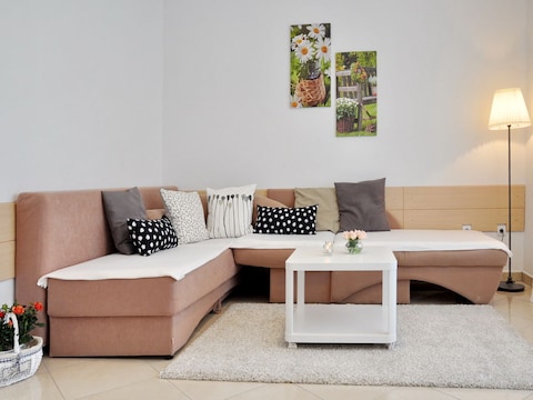 Holiday apartment Rozana