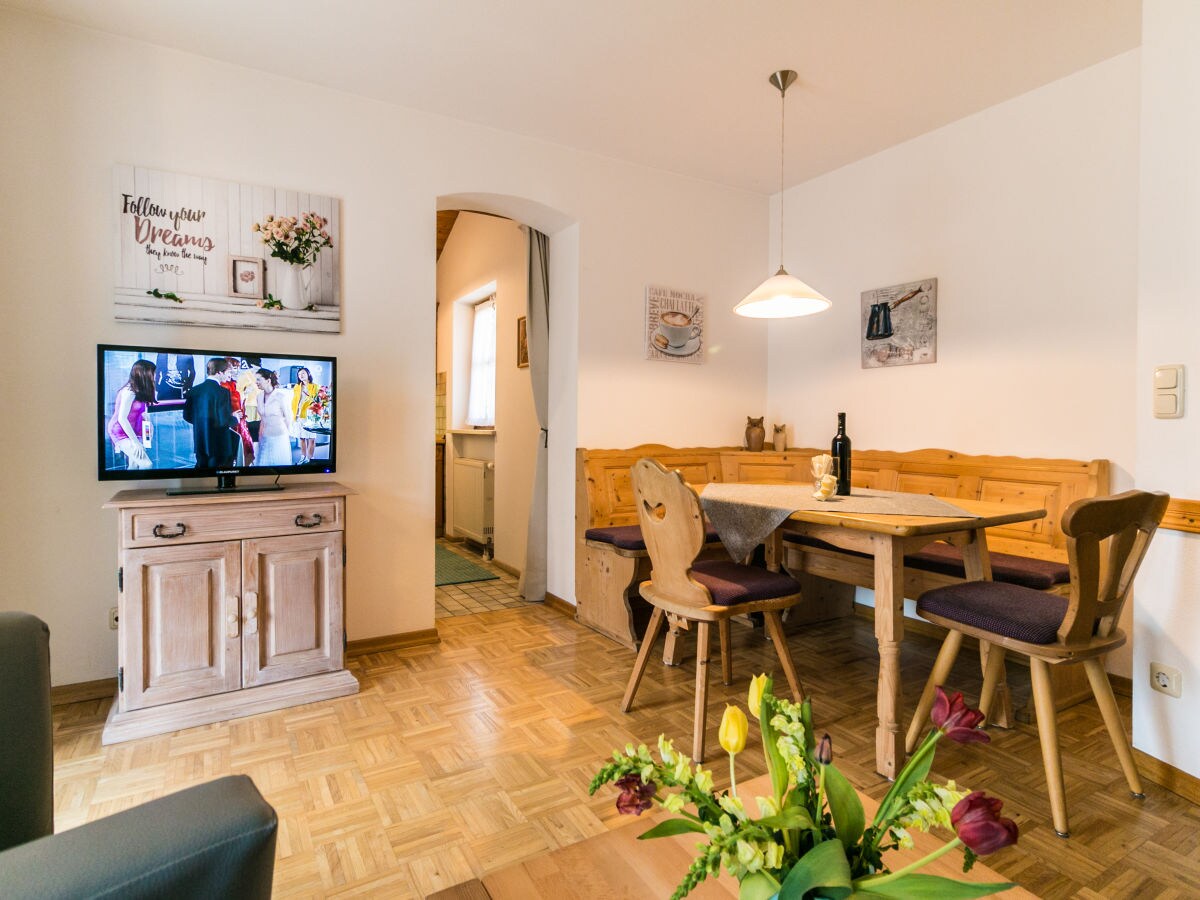 Holiday Apartment Enzian Im Haus Sonnenrose 3 Reit Im Winkl