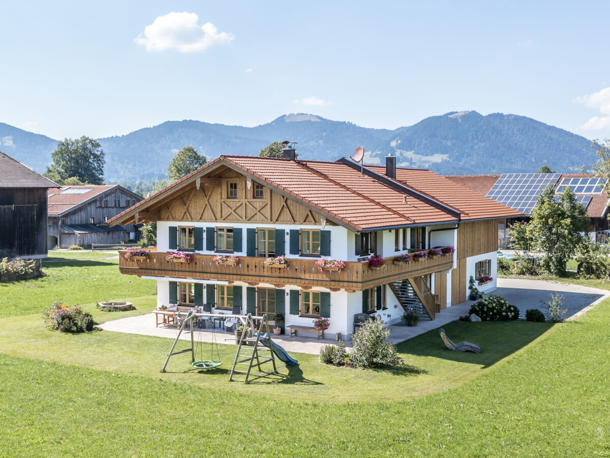 Ferienwohnung Gaißach Außenaufnahme 1