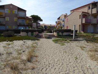 Zugang zur Anlage vom Strand