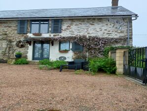 Maison de vacances luxueuse à Teilhet avec jardin - Le Quartier - image1