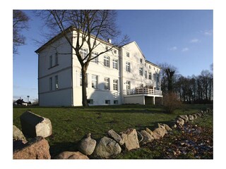 Seitenansicht des Herrenhauses