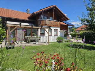 ©Ferienwohnung Voelkel Oberstaufen House & Garden