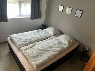 Schlafzimmer Bett 1m60