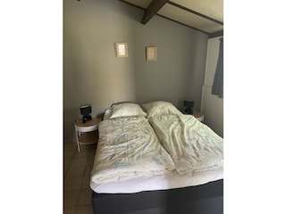 Schalfzimmer Bett 1m40