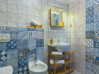 Badezimmer mit Dusche