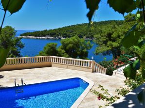 Villa Sunny, avec piscine, directement sur la plage - Selca - image1