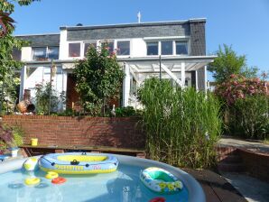 Apartment Holiday flat in Wuppertal with its own pool - Wuppertal - image1