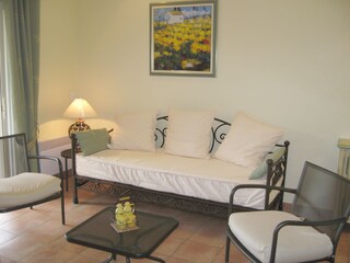 Living-room with sofa-bed 160x200