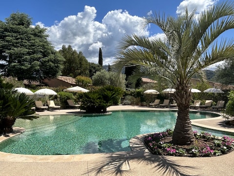 Villa La Colle Belle, Domaine de Respelido