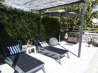 Grillbereich am Pool