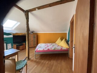 Schlafzimmer 2, Bett 140x200