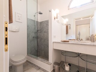 Appartamento per vacanze Porto Ceresio Caratteristiche 13