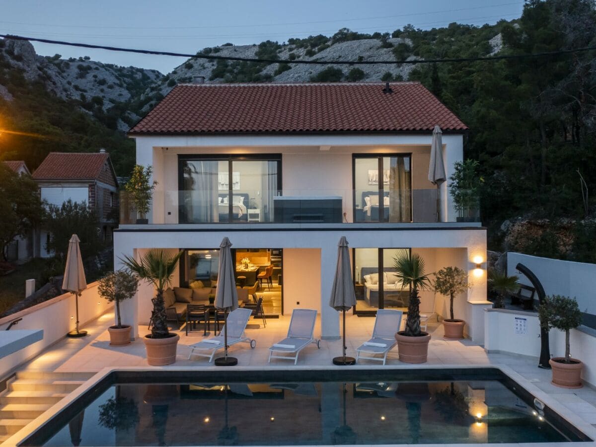 Luxury Villa Lucija