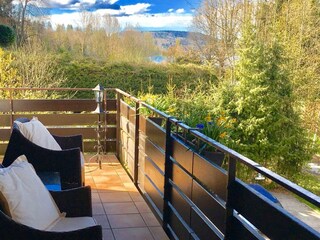 Sonne und Seeblick den ganzen Tag