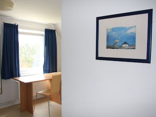 Schreibtisch mit Blick nach draußen