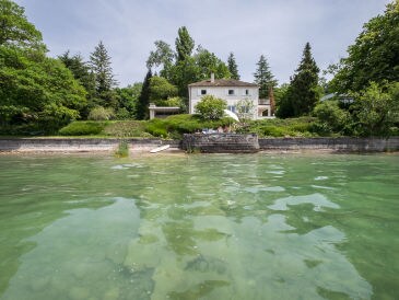 Ferienhaus Villa am See