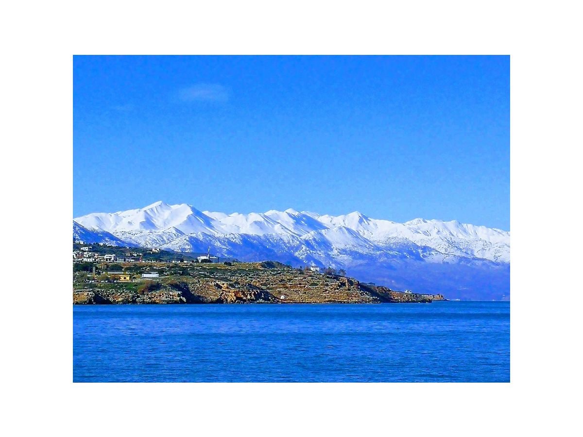 Die weißen Berge, schneebedeckt