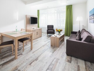 Wohnzimmer mit Essbereich