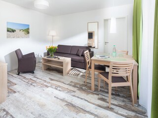 Wohnzimmer mit Essbereich