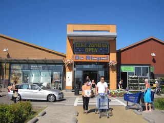 Einkaufszentrum de Riepel, jeden Tag geöffnet