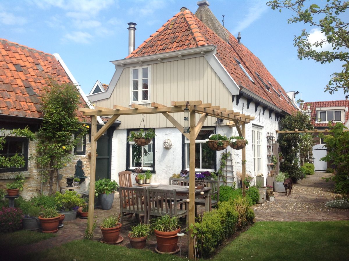 Garden overlooking 't Buurtje