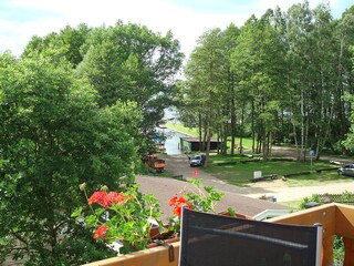 Blick vom Balkon zum Hafen