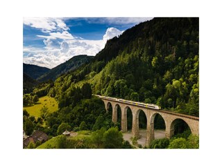 Mit dem Zug durchs Höllental nach Freiburg