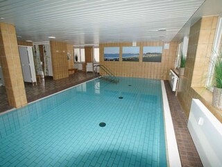 hauseigenes Schwimmbad u. Sauna