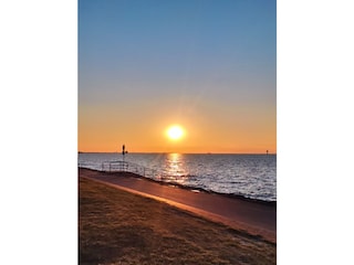 Sonnenuntergang am Strand in Otterndorf