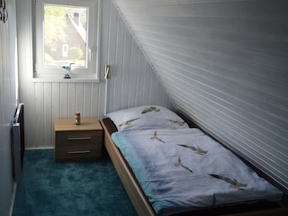 4. Schlafzimmer Bett 0,90x2,00 Meter 2. Etage