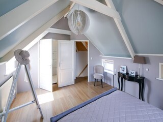 Apartment 't Zand Features 16